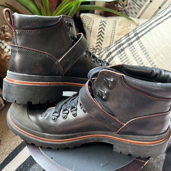 Coach boots - Picture 5 of 7